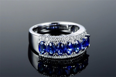 米萊珠寶18K金2.55克拉藍(lán)寶石戒指 來自斯里蘭卡的浪漫承諾